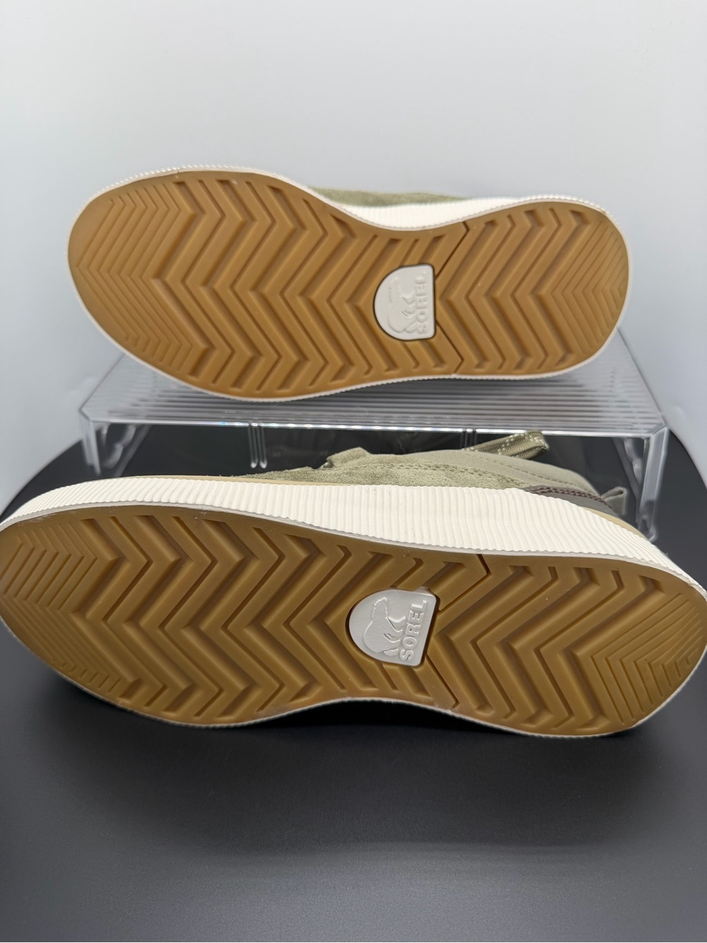 Sorel Out N About IV Women’s 8.5 Waterproof Sneakers - Picture 6 of 8